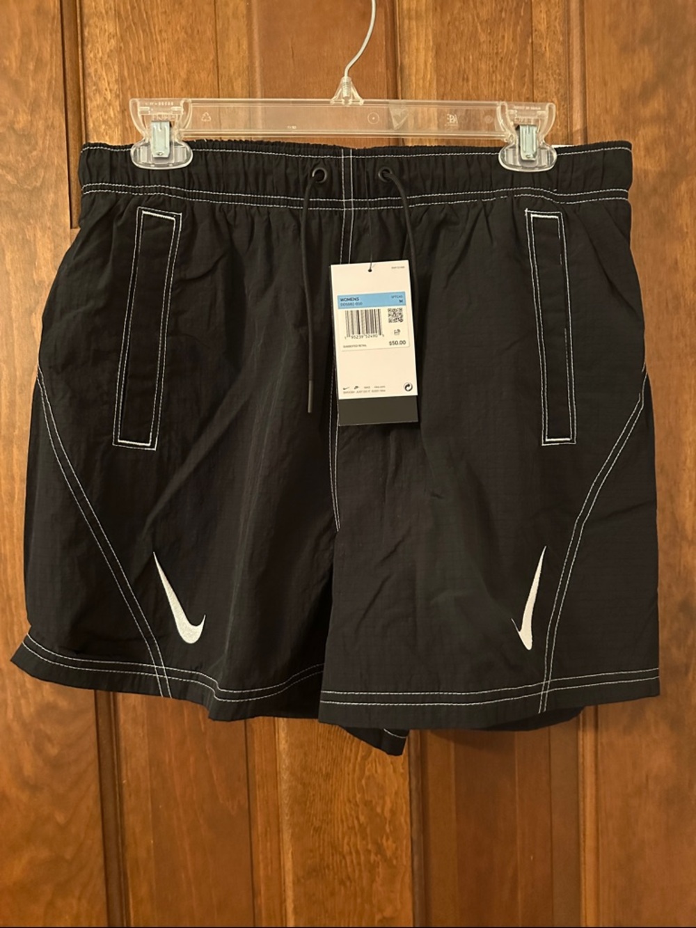 NWT Nike Black and White Women's Athletic Shorts